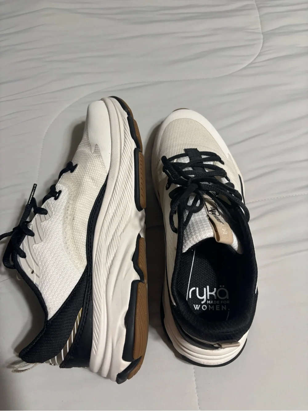 Women’s Ryka Devoted RS Walking Sneaker size 8M